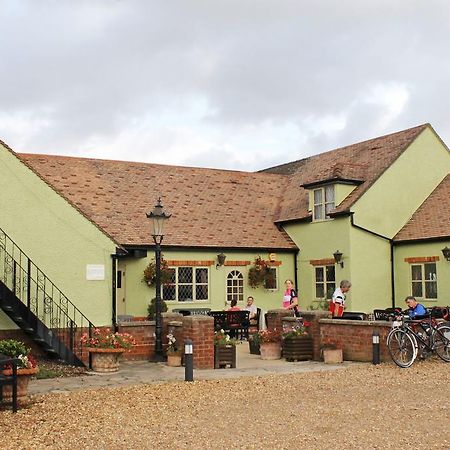 The Green Man Stanford Southill Exterior photo